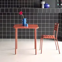 Sweeek - Tuintafel 2 plaatsen metaal - amélia