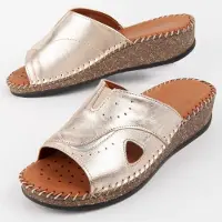 Purapiel Sandalen Met Een Sleehak Leida3 Goud