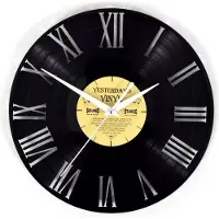 Yesterdays Vinyl Vinyl Klok met Romeinse Cijfers - Gemaakt Van Een Gerecyclede Plaat
