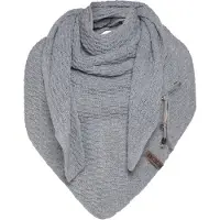 Knit Factory Jaida Gebreide Omslagdoek - Driehoek Sjaal Dames - Dames sjaal - Wintersjaal - Stola - Wollen sjaal - Grijze sjaal - Licht Grijs - 190x85 cm - Inclusief siersluiting