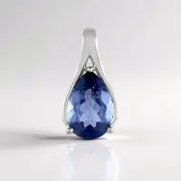 Cavill - Blauwe Kwarts Hanger in 925 Sterling Zilver met Platina Plating - 2,7 Karaat Peervormige Edelsteen - Elegant en Tijdloos Sieraad