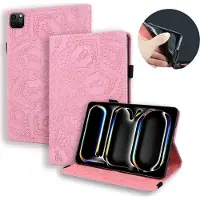 Mobigear Tablethoes geschikt voor Apple iPad Pro 13 Inch (2024) Hoes | Mandala Bookcase - Roze