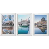 Wallfluent 3-Delige Schilderij Set - Stadsarchitectuur met weerspiegeling in het water - 40x60 - Muurdecoratie - Wanddecoratie - Hal - Moderne Wanddecoratie
