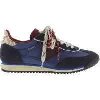 Victoria Trainers Saturno