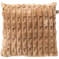 Dutch decor LUCA - sierkussen 45x45 cm - gerecycled - bontlook - Irish Cream - beige - Inclusief binnenkussen - Luxe kussens voor woonkamer & bank