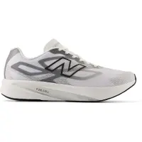 New Balance flite-r in de kleur wit.