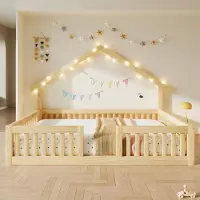 STILVORA houten kinderbed 140x200 cm met valbeveiliging, kinderbed met LED-lichtketting, grondbed met veiligheidsrek