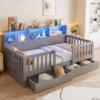 OKWISH Kinderbed 90 x 200 cm - Met Veiligheidshekje en Ledverlichting - Met Opbergrekken en 2 Laden - Zonder Matras - Hout - Grijs
