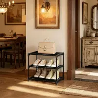 OKWISH Schoenenrek - 42 x 30 x 37 cm - Open Staand Rek - Metaal - Zwart - 3 Laags Voor 6 Paar Schoenen - Ruimtebesparend