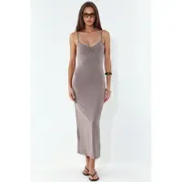 Busem Mouwloze midi-slipdress