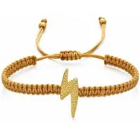 Marama Spark Armband Goud – Verstelbare Macramé Damesarmband met Bliksem Bedel – Boho – Goudkleurig
