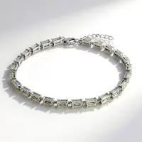 Cavill - Elegante Zilveren Damesarmband - 925 Sterling Zilver Gerhodineerd - 24 Groene Amethisten 5,5 ct - Verstelbaar - Braziliaanse Edelstenen