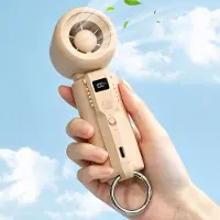 Snq 1 Khaki Handventilator (met haak) - 5,5 × 4,2 × 13 cm - Instelbare windsnelheid 1-100 - Compact en draagbaar - Geschikt voor op reis, op kantoor, buiten en thuis
