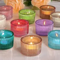 Famanu – Set van 10 gekleurde theelichthouders van glas, 5,5 cm x 3,5 cm, ideaal voor tafeldecoratie en feestjes