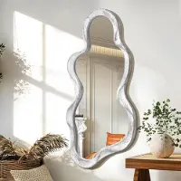 Famanu – Onregelmatige houten frame spiegel, asymmetrische wandspiegel voor muurdecoratie in moderne stijl