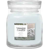 Yankee candle - Snow Kissed Pine Small Jar Geurkaars - tot 30 branduren