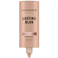 Max Factor Facefinity Lasting Blur Skin-Smoothing foundation - C102 Pastelle