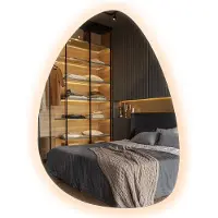 Tulup Coloray LED Spiegel - Onregelmatige Spiegel met Verlichting - 64 x 90 cm - LED Badkamerspiegel - Grote Onregelmatige Wandspiegel - Warm Wit 3000K - Boho Decoratieve Spiegel