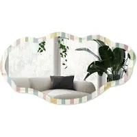 Wallfluent Gekleurde Strepen Spiegel - Geel Elegante Rechthoekige Wandspiegel - Organische Spiegel - Slaapkamer, Hal, Woonkamer - Minimalistisch - 45x90 cm - Totale afmeting 52x97 cm
