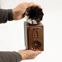 AW Gifts Retro Tall Gramophone Speaker (Extra Loud) - Bluetooth - 8 watt