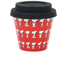 Quy Cup - 90ml Ecologische Reis Beker - Espressobeker “Peanuts Snoopy Red” met Zwarte Siliconen deksel