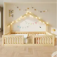 STILVORA Huisbed 90x200 cm - Kinderbed met uitvalbeveiliging en LED verlichting - Speels slaapdesign - Hout - Naturel - Zonder matras