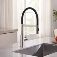CECIPA MAX Magnetische keukenkraan - 360°flexibele keukenkraan - Keukenmengkraan met Magnetische Houder - 2 Waterafvoermodi - Keuken kraan - Geborsteld Zilver+Zwart