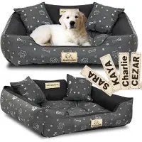 AIO Factory Hondenbed KINGDOG, 115x95 cm, gepersonaliseerd, waterdicht, met zilverkleurige botmotieven