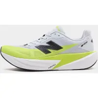 New Balance Loopschoen 'FC Rebel' neongeel / zwart / natuurwit
