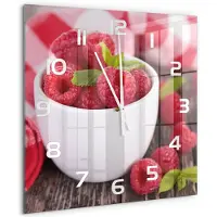 Tulup Wandklok - Frambozen in een kom Gekleurde Glazen Klok - 60x60 cm - Rood Glazen Klok Met Print - Witte handen - Vierkante Klok - Moderne Wandklok Glas - Wandklok Glas Decoratie