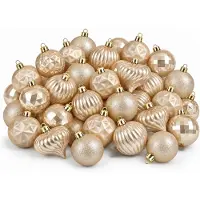 Mica Decorations Kerstballen Set Crème 40 Stuks - Onbreekbare Kerstballen van Gerecycled Polystyreen - Kerstboomversiering met Mat, Glanzend en Glitter Effect - Diameter 6 cm - Crème