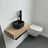 B-Stone Rockford fonteinplank naturel 50cm met natuurstenen wasbak vierkant en handdoekbeugel