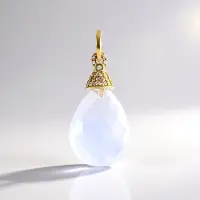 Cavill - Zilveren Hanger met Maanblauwe Kwarts 13,35 ct - 925 Sterling Zilver Verguld - Briolette Edelsteen - Elegante Dames Sieraden