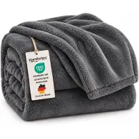 Komfortec Fleece Deken - Met kasjmier gevoel - Plaid - Fleece Plaid - Fleece Dekens - Fleece Deken 150x200 cm – Super Zacht – Antraciet