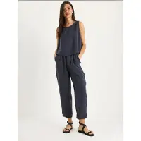 Bianco Mouwloze Crew Neck Blouse en Carrof Fit Broeken Set