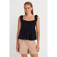 Dilvin Mouwloze Blouse met Vierkante Halslijn en Vaststrikfront