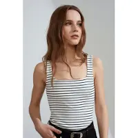 Dilvin Gestreepte Ribbel Mouwloze Cami Blouse