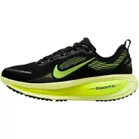 Nike Loopschoen 'Vomero 18' zwart