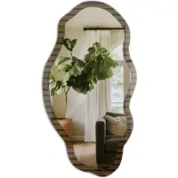 Tulup Houten Stroken Spiegel - Bruin Elegante Rechthoekige Wandspiegel - Organische Spiegel - Woonkamer, Kantoor, Slaapkamer - Minimalistisch - 45x90 cm - Totale afmeting 52x97 cm