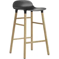 Normann Copenhagen Form Chair barkruk eiken poten zwart